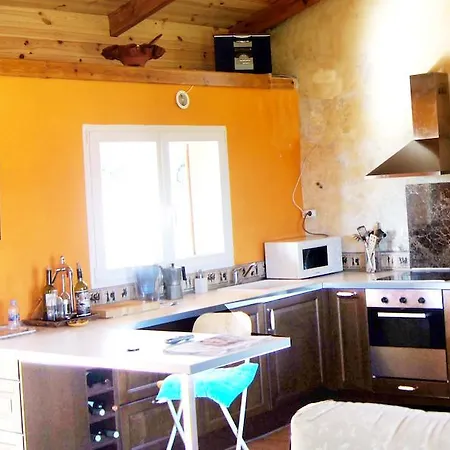 Camelia Casina Rural