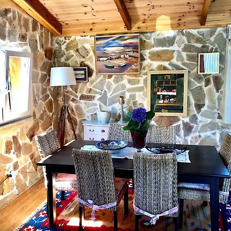 Camelia Casina Rural * Albuerne